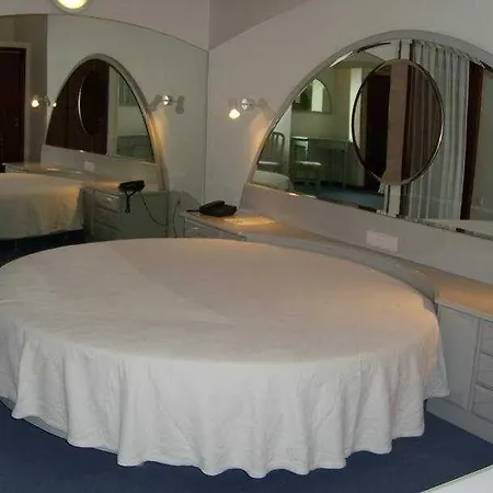 Hotel Requinte 2*